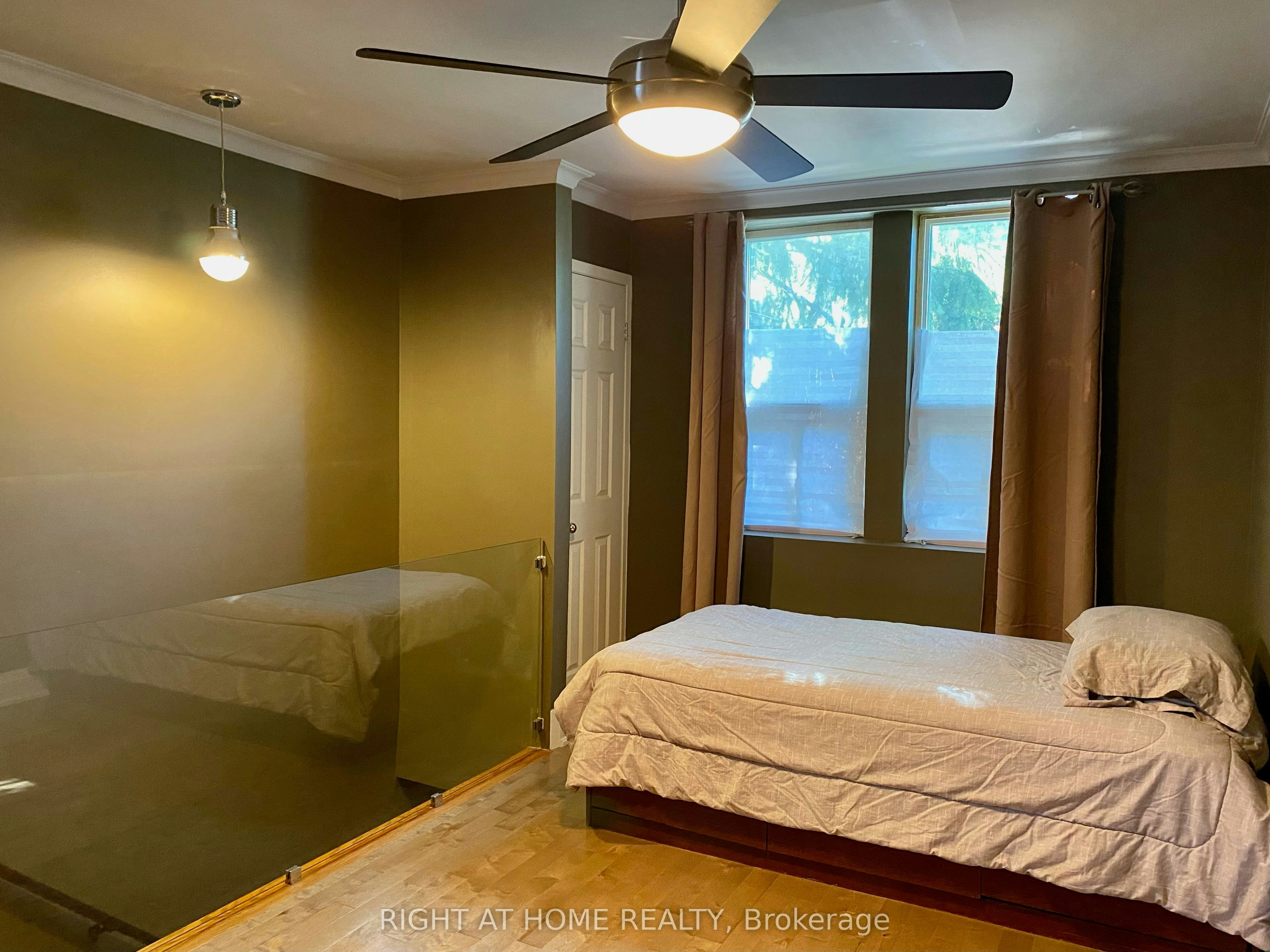 Rear-1547 Kingston Road, Toronto, ON, M1N 1R9 - 7