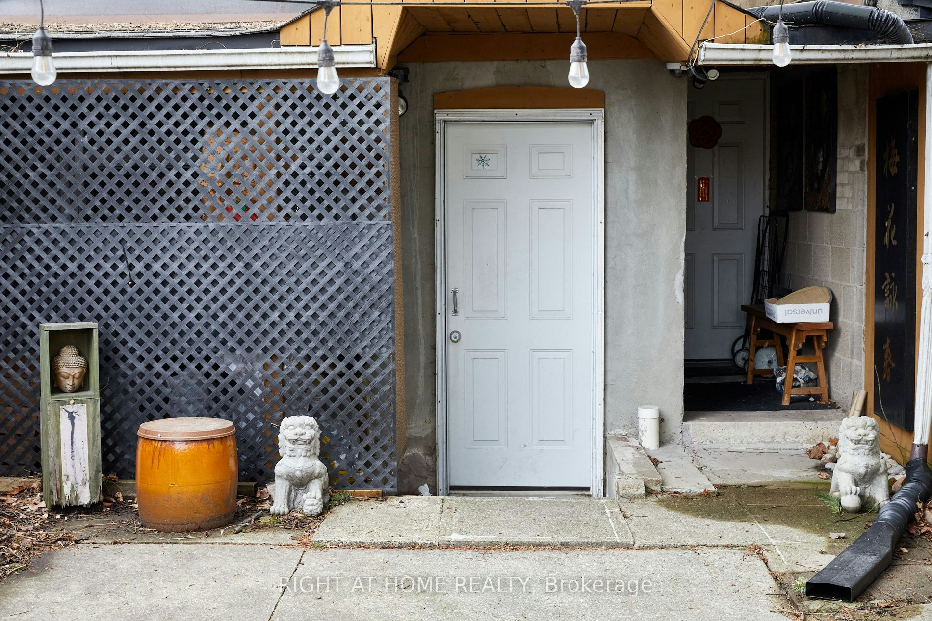 Rear-1547 Kingston Road, Toronto, ON, M1N 1R9 - 12