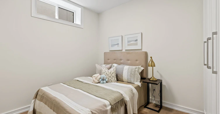 4 Drake Crescent, Toronto, ON, M1M 1A2 - 38