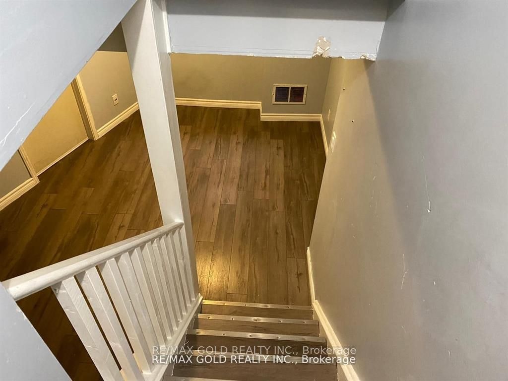 Bsmt-27 Middlecote Drive, Ajax, ON, L1T 0A4 - 11