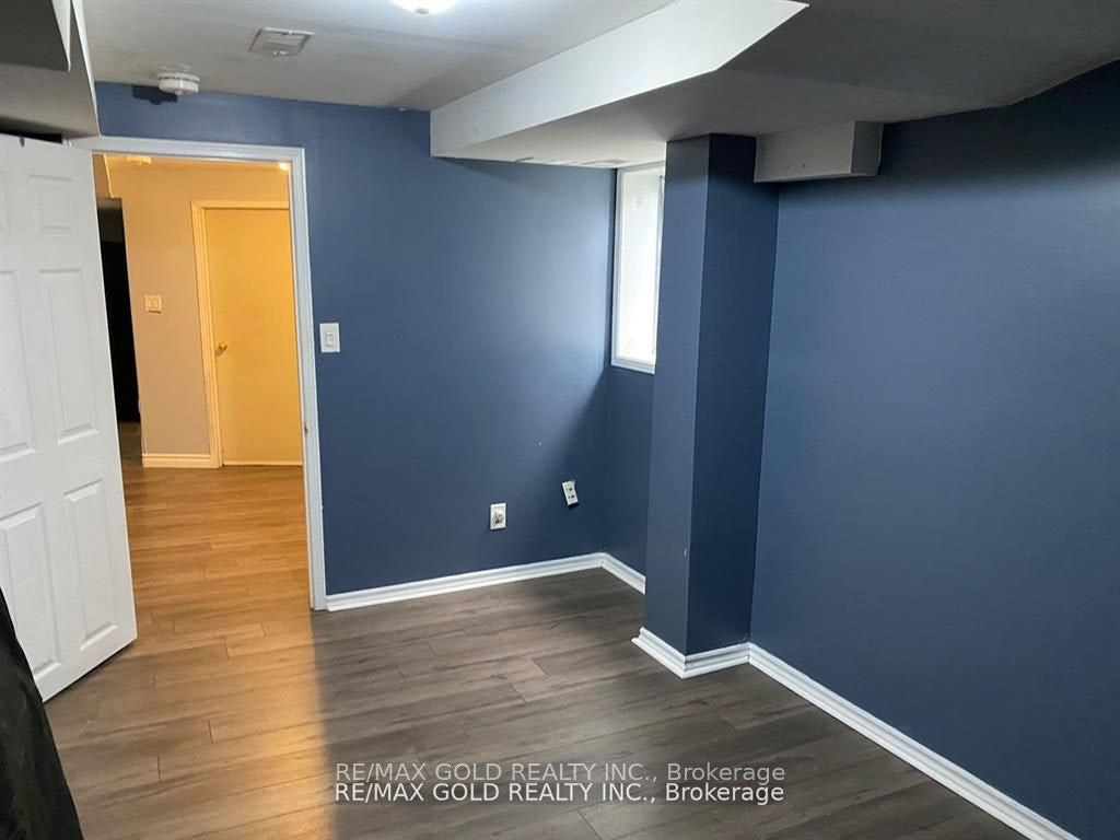 Bsmt-27 Middlecote Drive, Ajax, ON, L1T 0A4 - 7