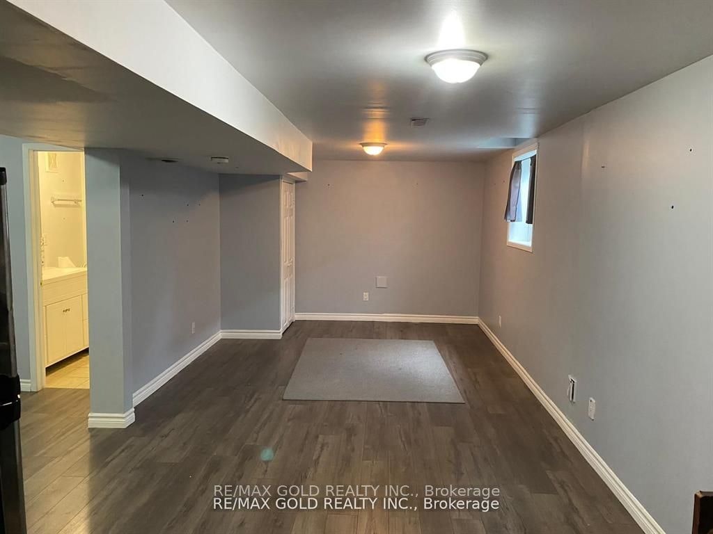 Bsmt-27 Middlecote Drive, Ajax, ON, L1T 0A4 - 27