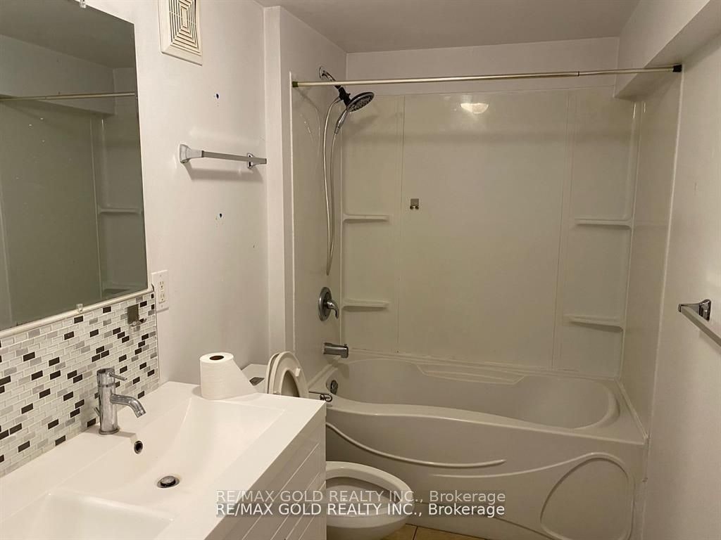 Bsmt-27 Middlecote Drive, Ajax, ON, L1T 0A4 - 17