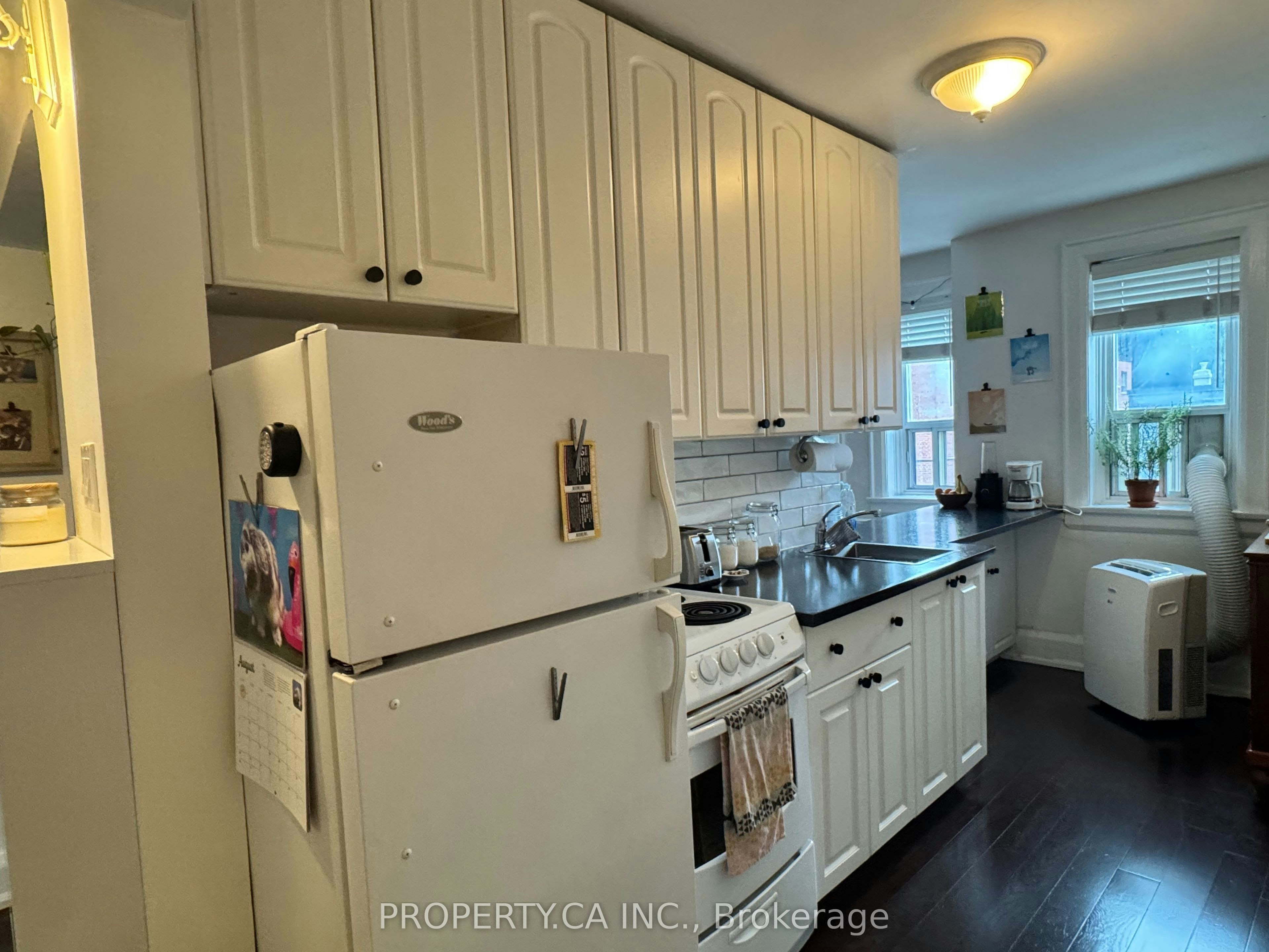 18-849 Broadview Avenue E, Toronto, ON, M4K 2P9 - 4