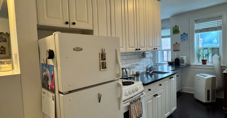 18-849 Broadview Avenue E, Toronto, ON, M4K 2P9 - 4