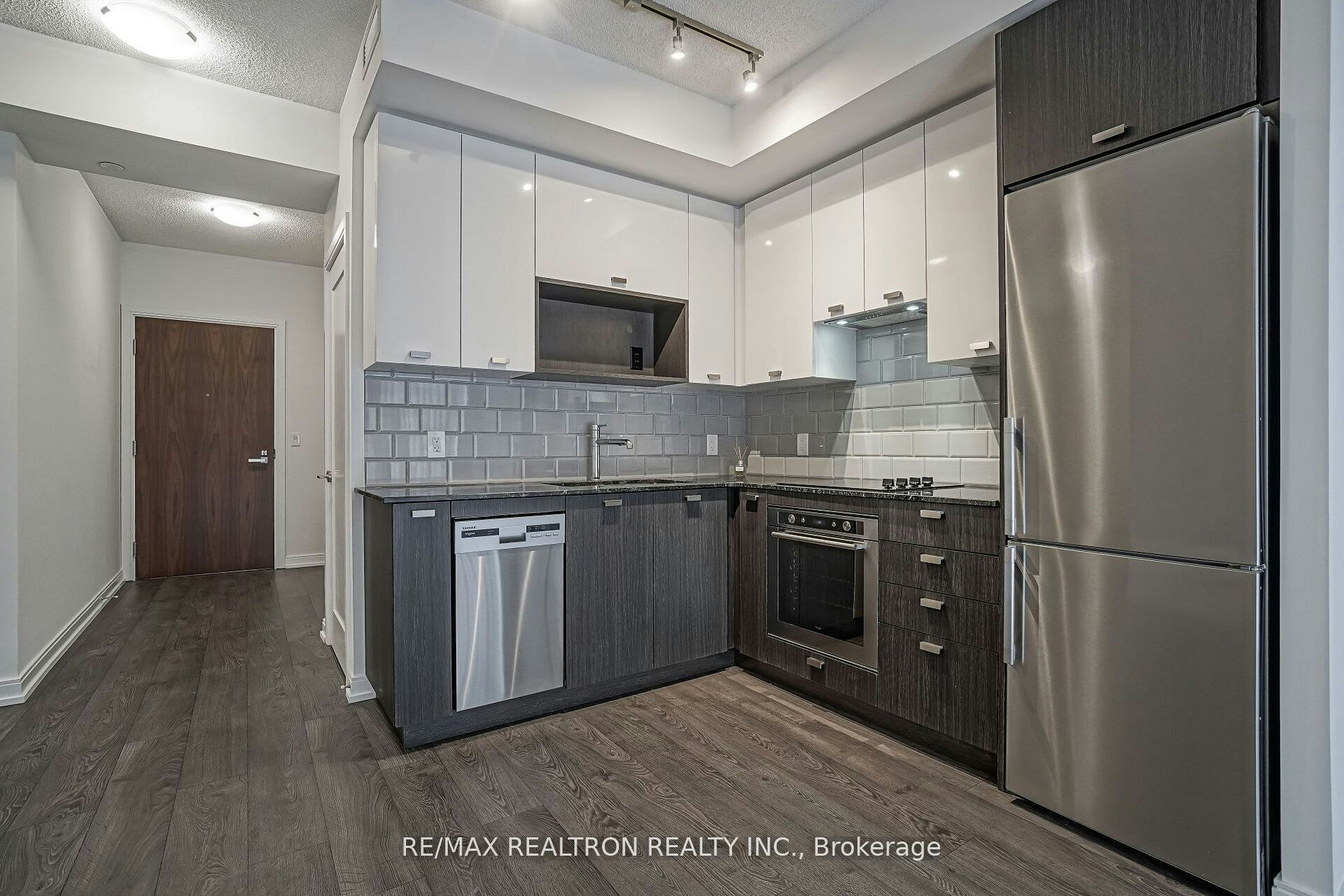3315-275 Village Green Square, Toronto, ON, M1S 0L8 - 14