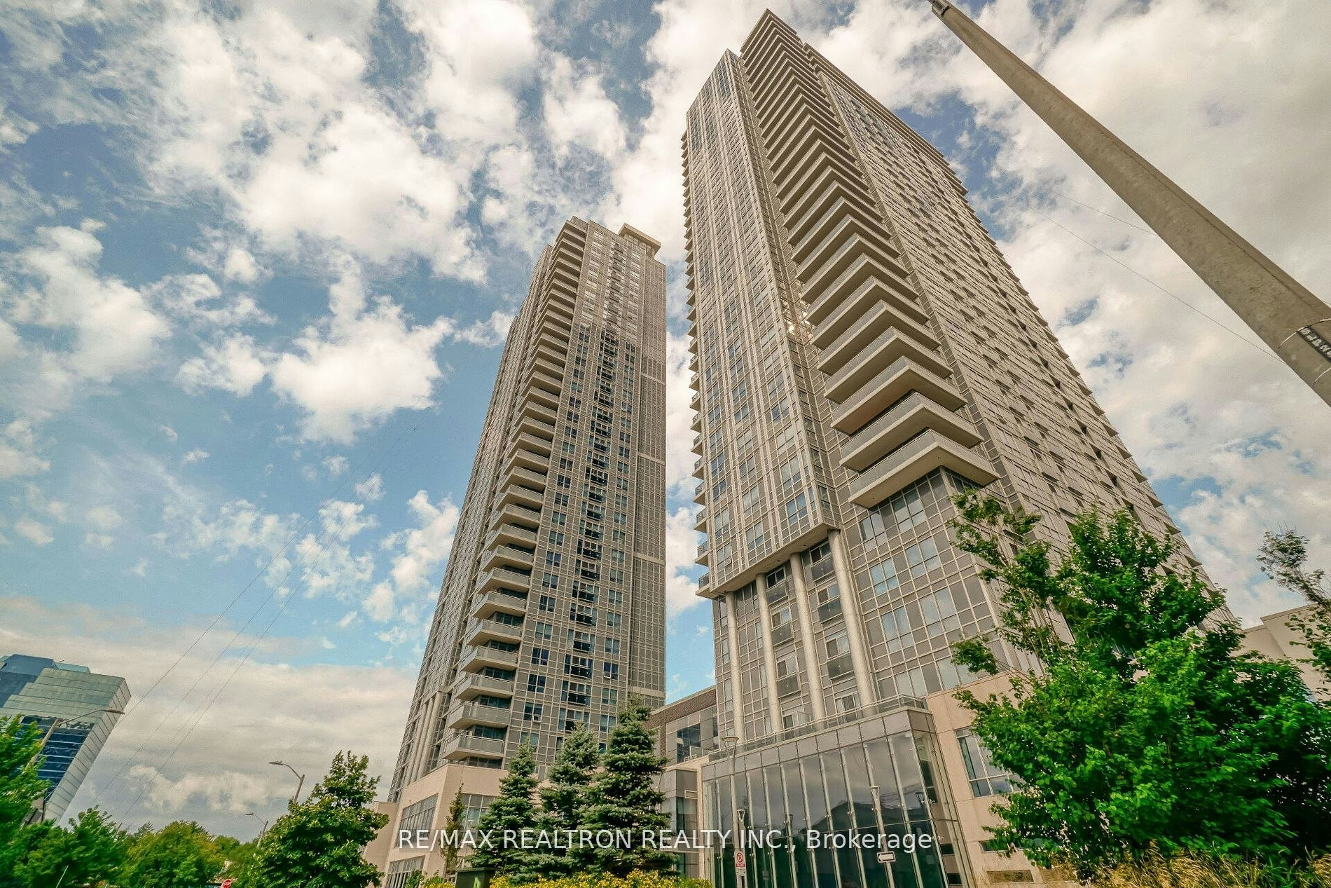 3315-275 Village Green Square, Toronto, ON, M1S 0L8