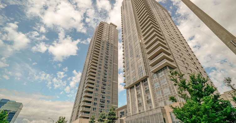 3315-275 Village Green Square, Toronto, ON, M1S 0L8