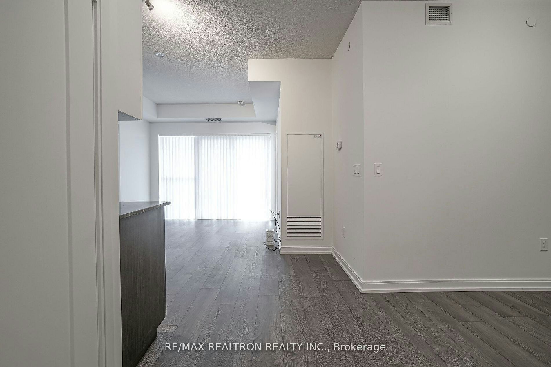 3315-275 Village Green Square, Toronto, ON, M1S 0L8 - 8