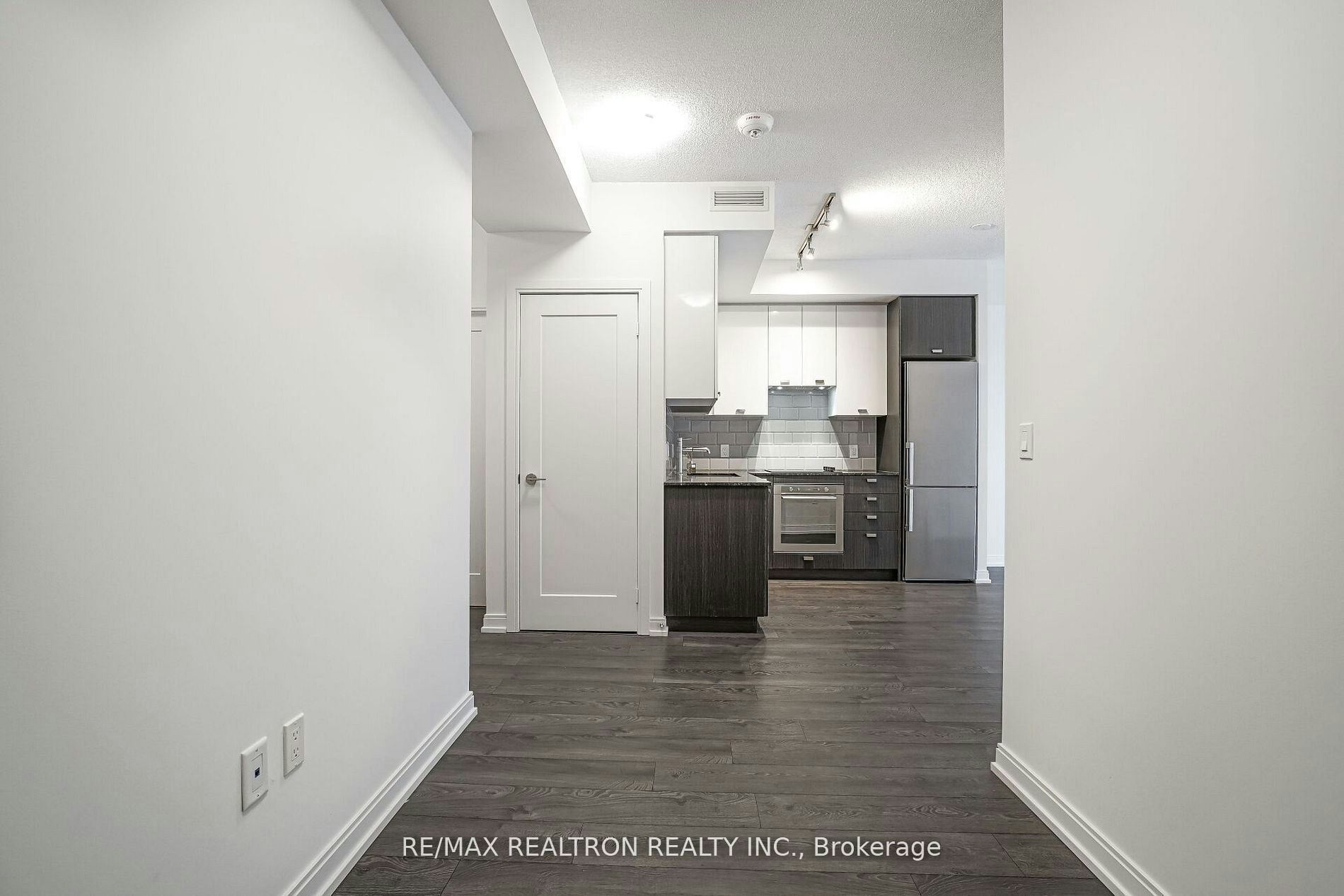 3315-275 Village Green Square, Toronto, ON, M1S 0L8 - 19