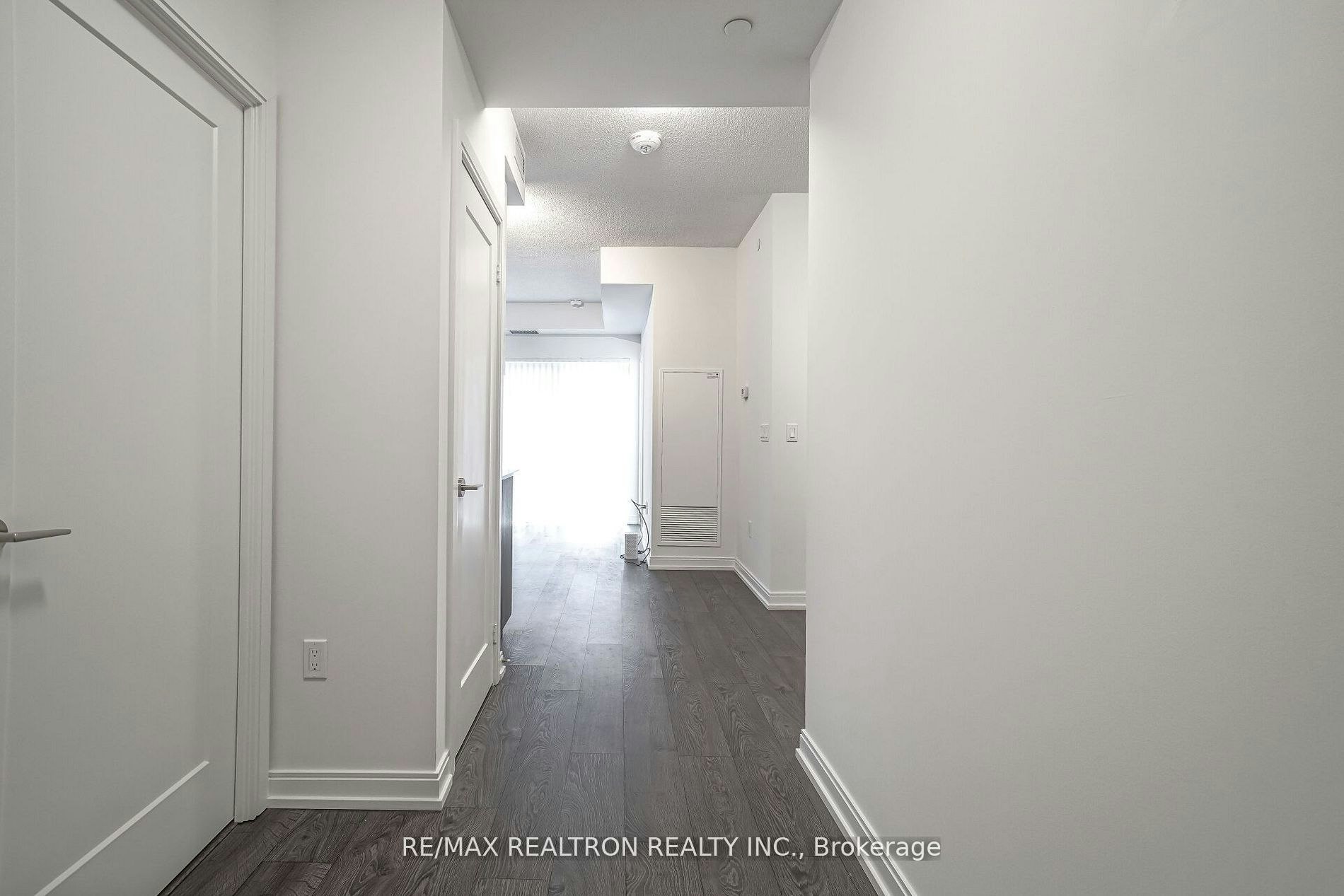 3315-275 Village Green Square, Toronto, ON, M1S 0L8 - 7