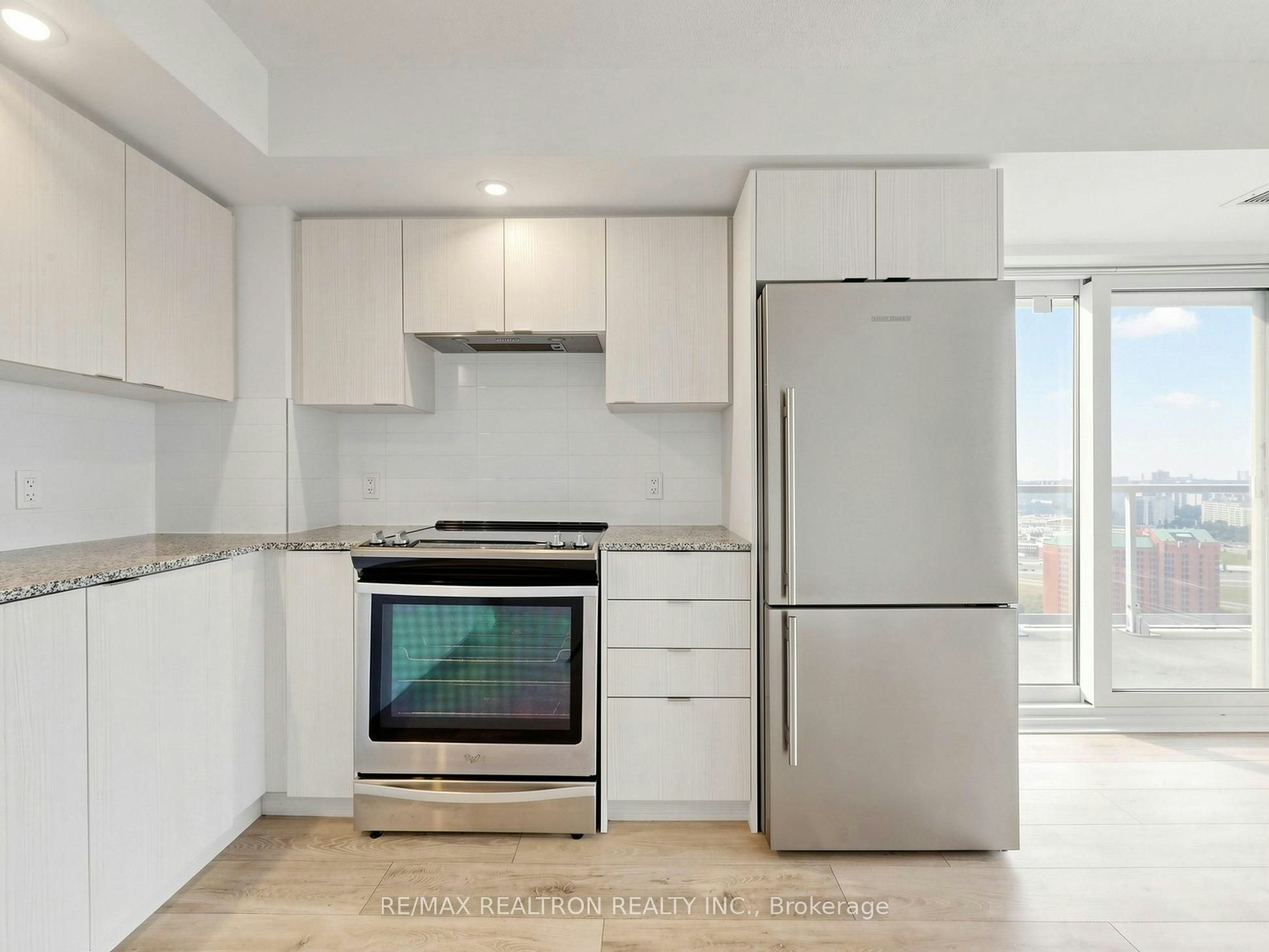 2507-225 Village Green Square, Toronto, ON, M1S 0L3 - 15