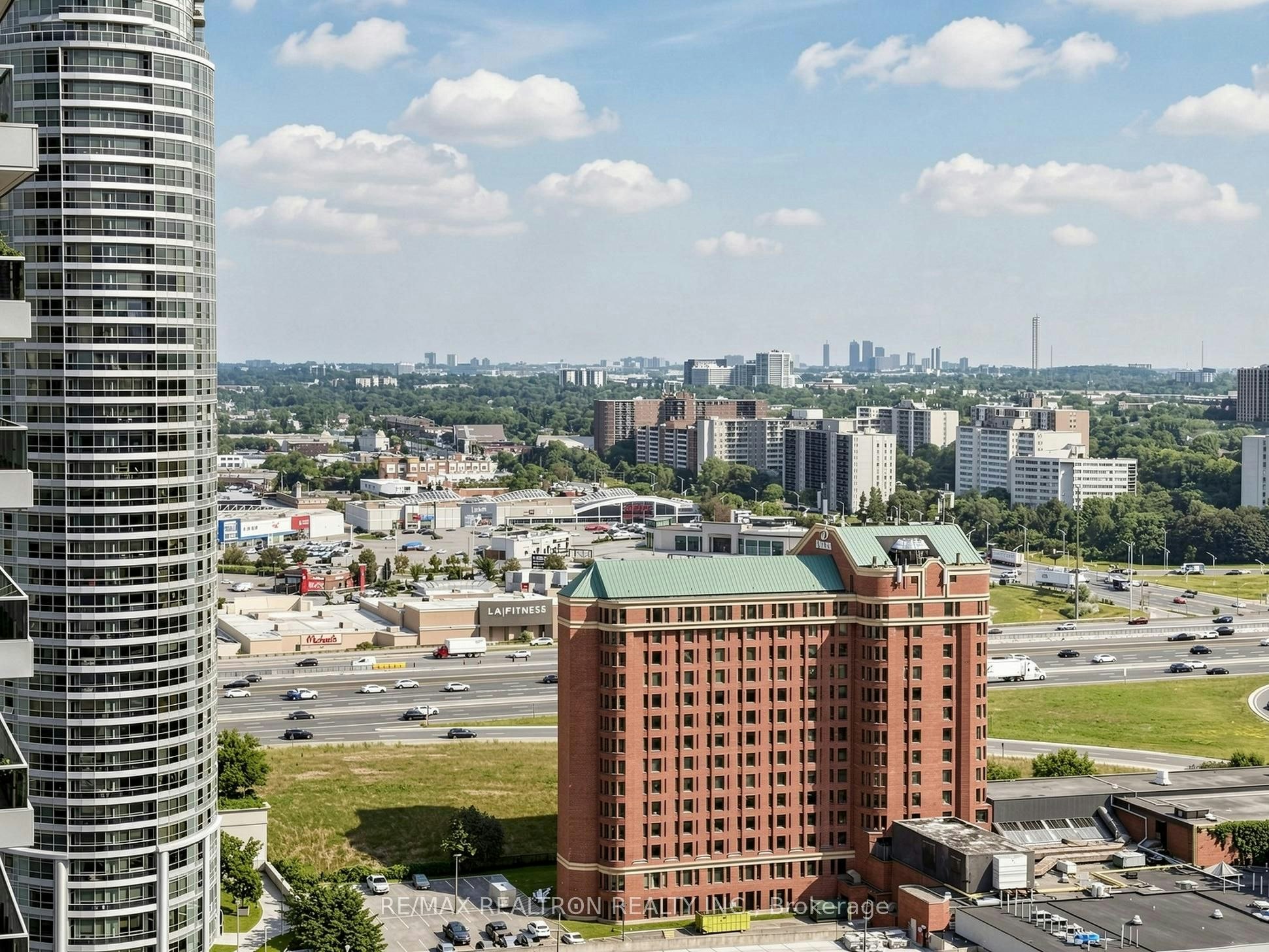 2507-225 Village Green Square, Toronto, ON, M1S 0L3 - 28