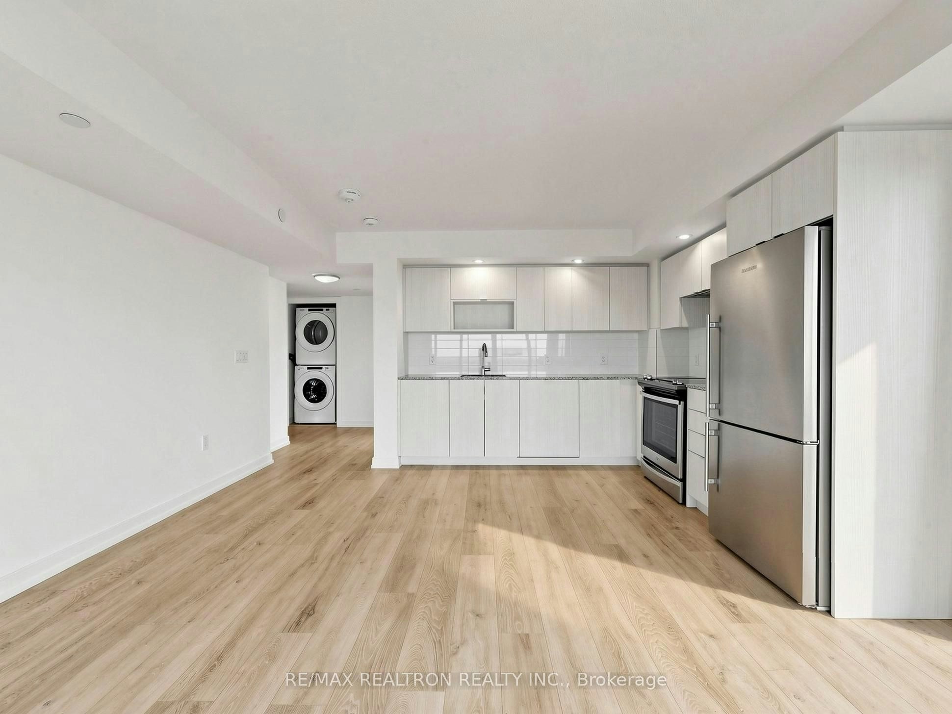 2507-225 Village Green Square, Toronto, ON, M1S 0L3 - 12