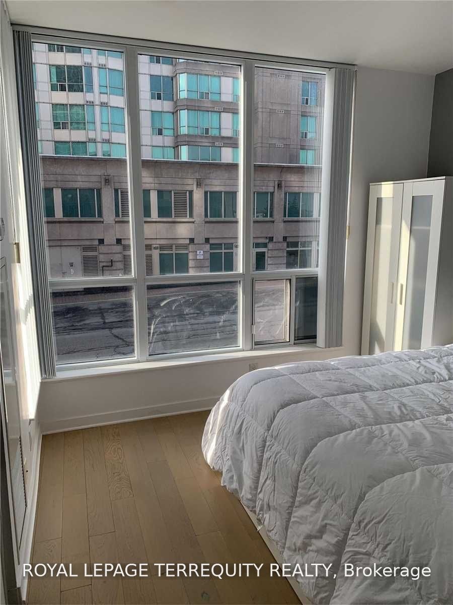 Th108-36 Lee Centre Drive, Toronto, ON, M1H 3K2 - 8
