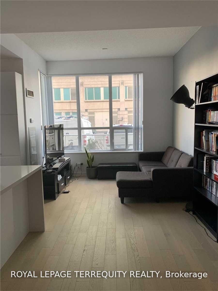 Th108-36 Lee Centre Drive, Toronto, ON, M1H 3K2 - 6