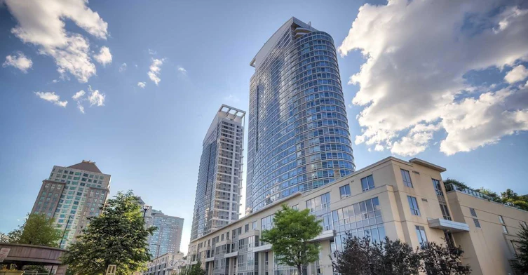 Th108-36 Lee Centre Drive, Toronto, ON, M1H 3K2
