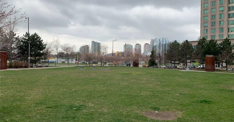 Th108-36 Lee Centre Drive, Toronto, ON, M1H 3K2 - 14