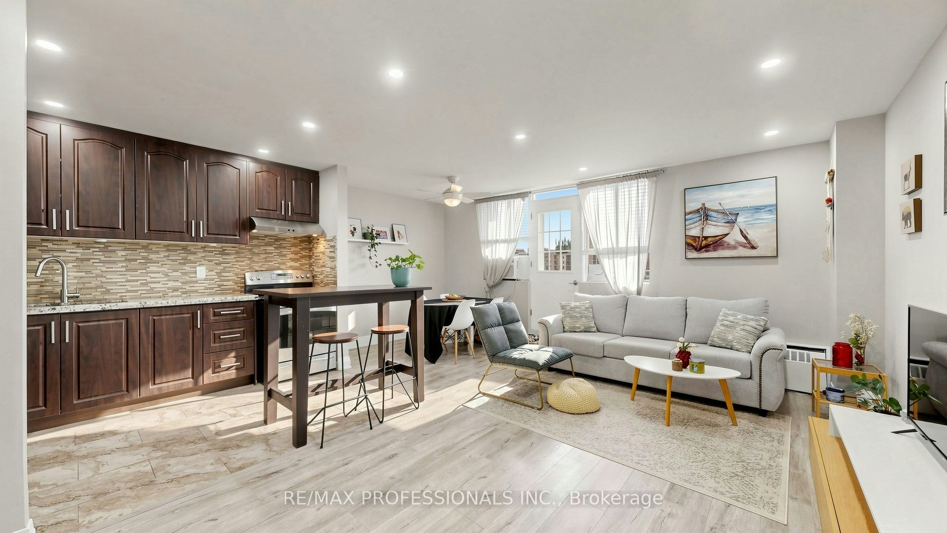 809-100 Dundalk Drive, Toronto, ON, M1P 4V2