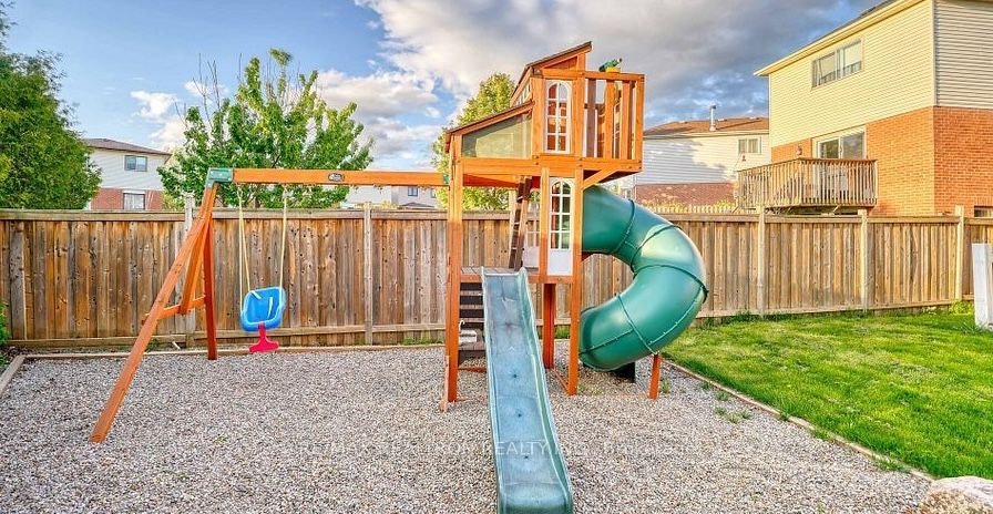 Main Floor-90 Oke Road, Clarington, ON, L1E 2V2 - 31