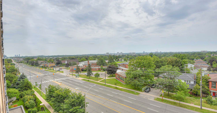 705-8 Mondeo Drive, Toronto, ON, M1P 5C7 - 33