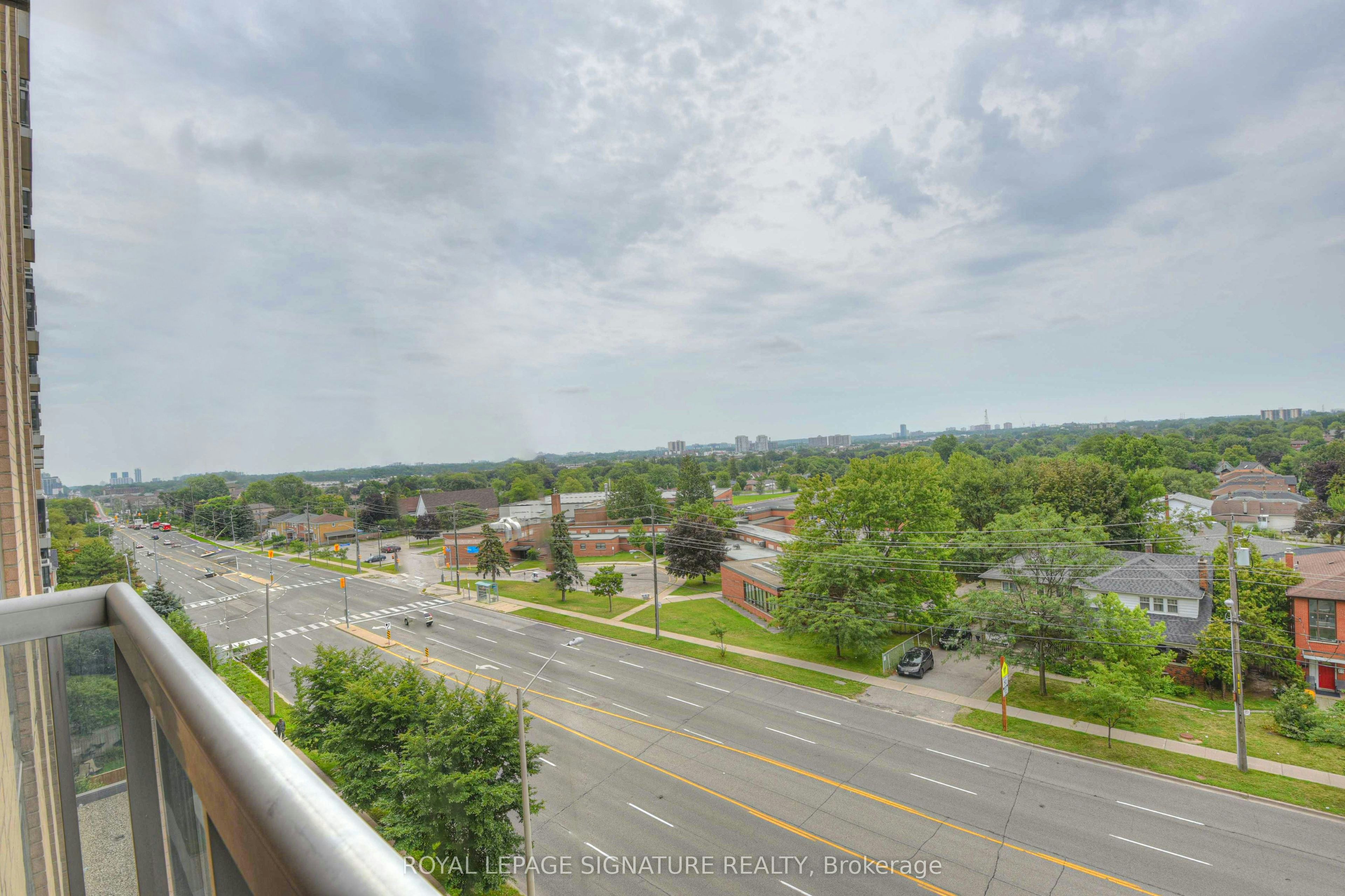 705-8 Mondeo Drive, Toronto, ON, M1P 5C7 - 35