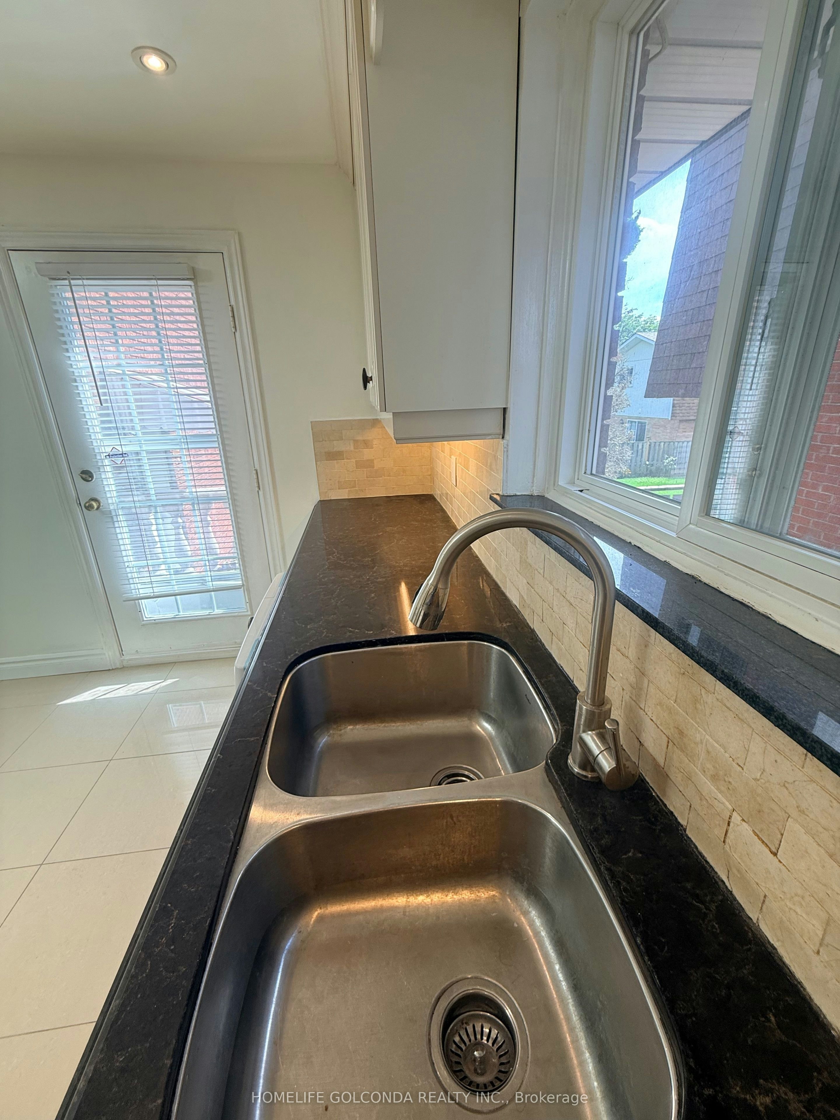 1-853 Huntingwood Drive, Toronto, ON, M1T 3L7 - 22