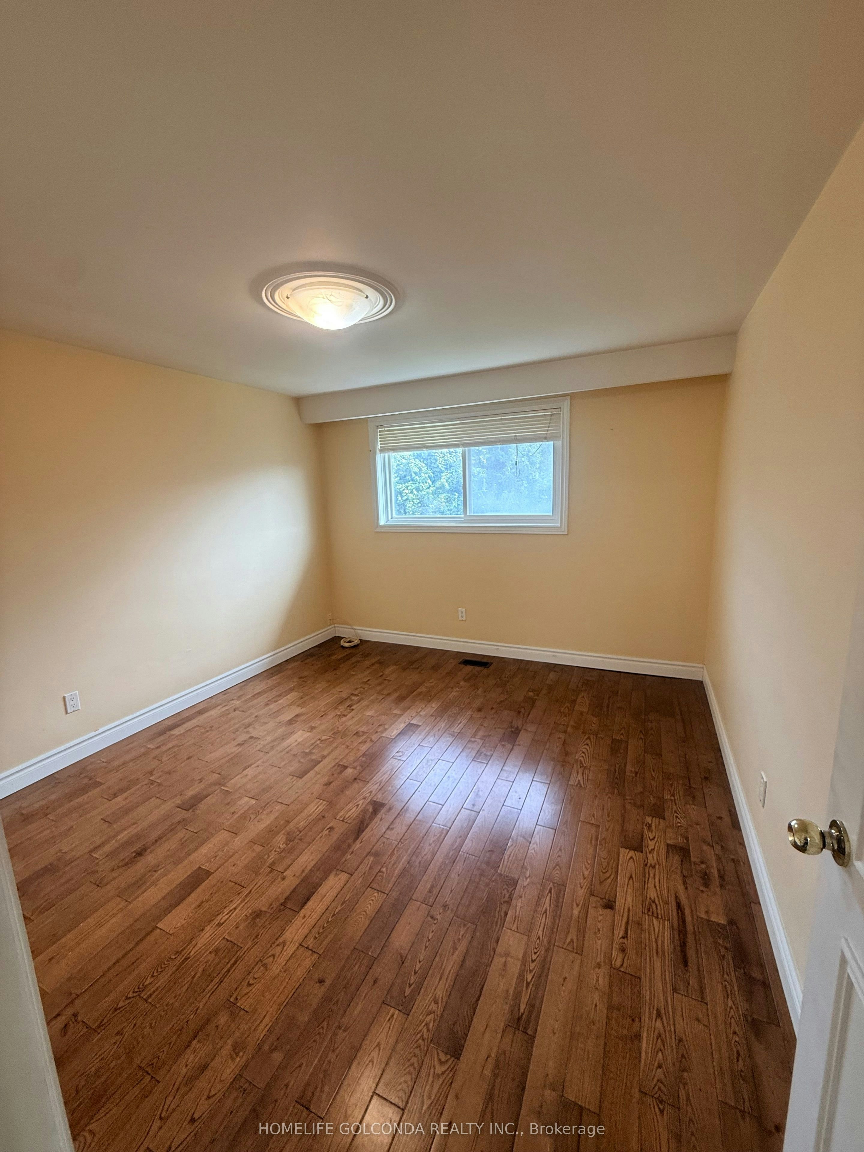 1-853 Huntingwood Drive, Toronto, ON, M1T 3L7 - 10