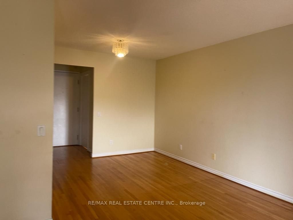 20-117 Omni Drive, Toronto, ON, M1P 5A5 - 8