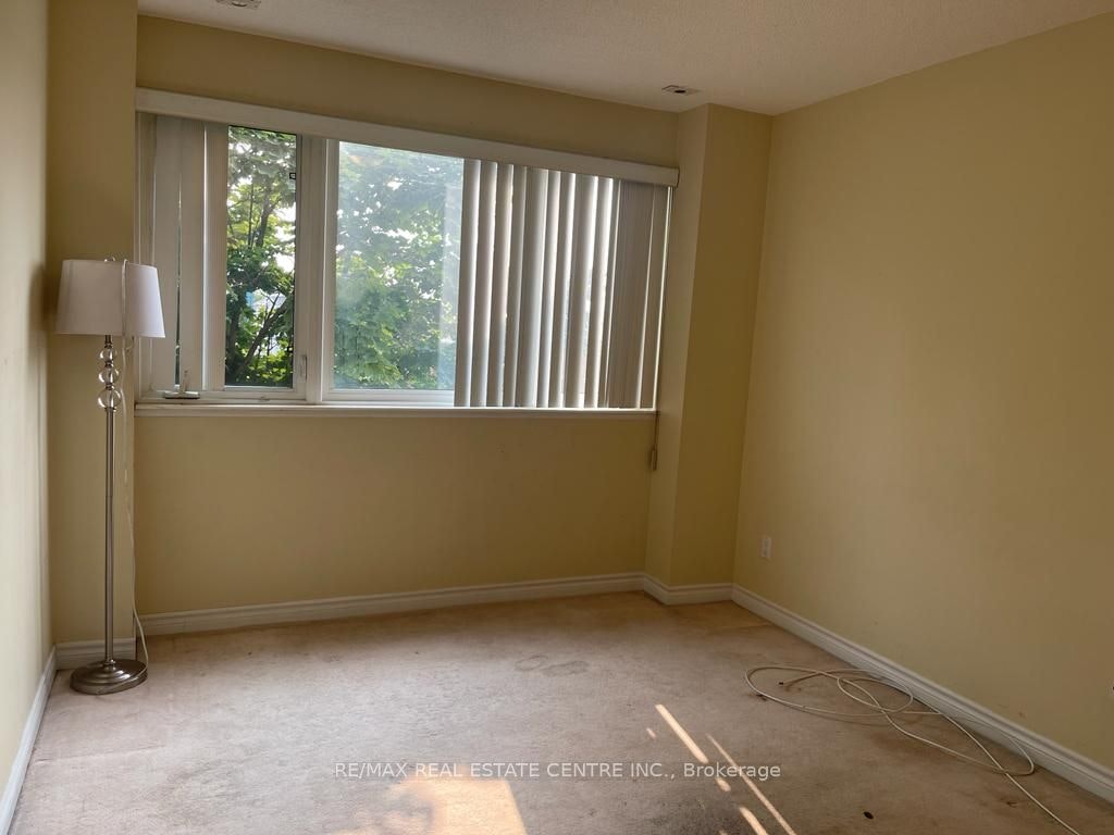 20-117 Omni Drive, Toronto, ON, M1P 5A5 - 22
