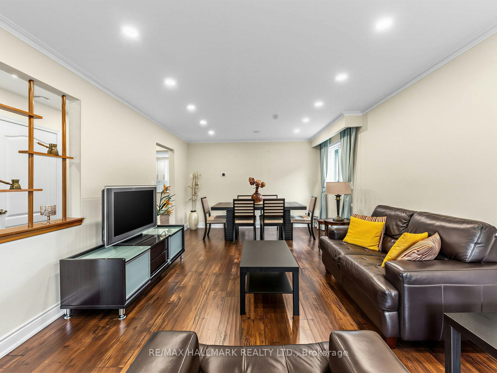 Main & Second Floor-41 Woodville Avenue, Toronto, ON, M4K 2J5 - 7