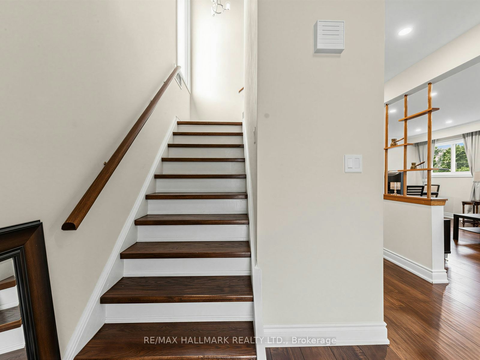 Main & Second Floor-41 Woodville Avenue, Toronto, ON, M4K 2J5 - 23