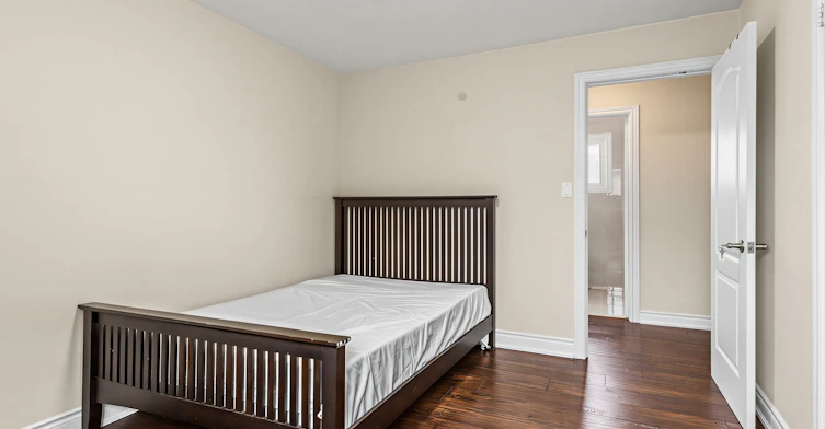 Main & Second Floor-41 Woodville Avenue, Toronto, ON, M4K 2J5 - 32