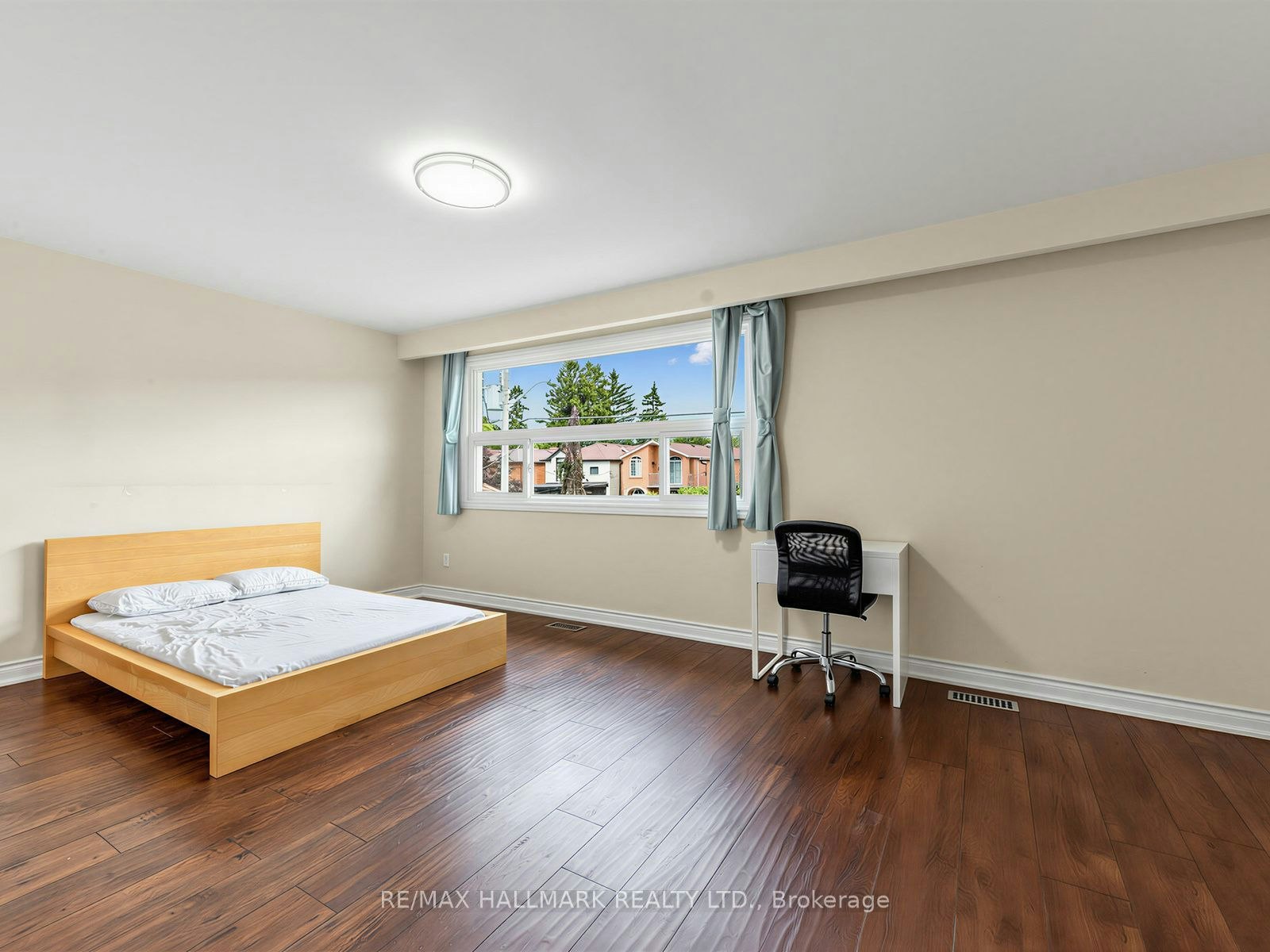 Main & Second Floor-41 Woodville Avenue, Toronto, ON, M4K 2J5 - 25