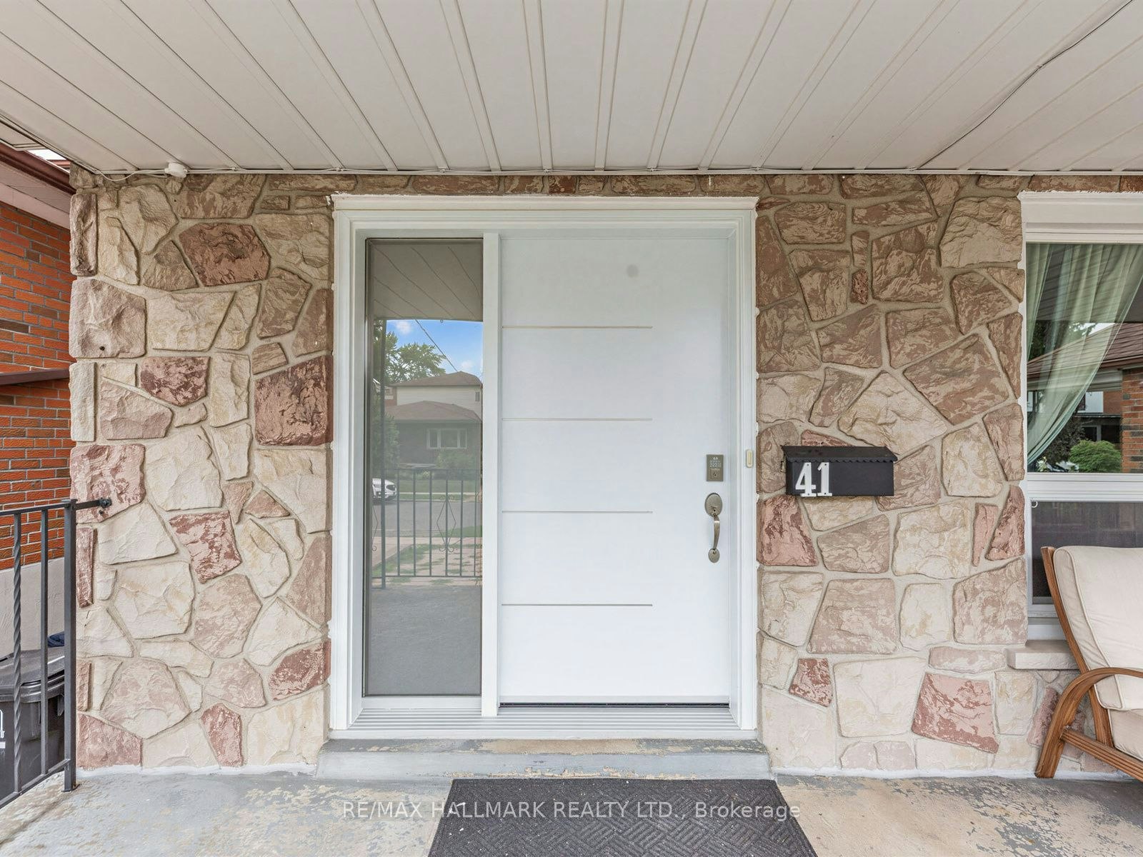 Main & Second Floor-41 Woodville Avenue, Toronto, ON, M4K 2J5 - 4