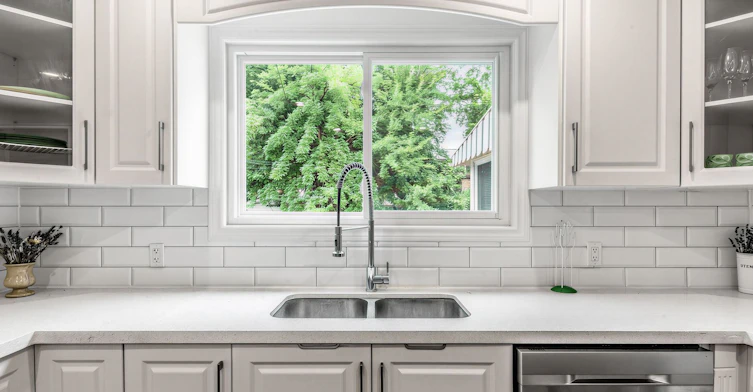 Main & Second Floor-41 Woodville Avenue, Toronto, ON, M4K 2J5 - 18