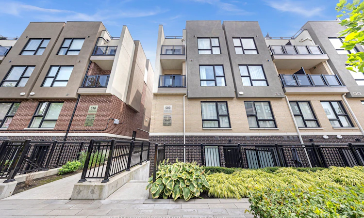 120-500 Kingbird Grove