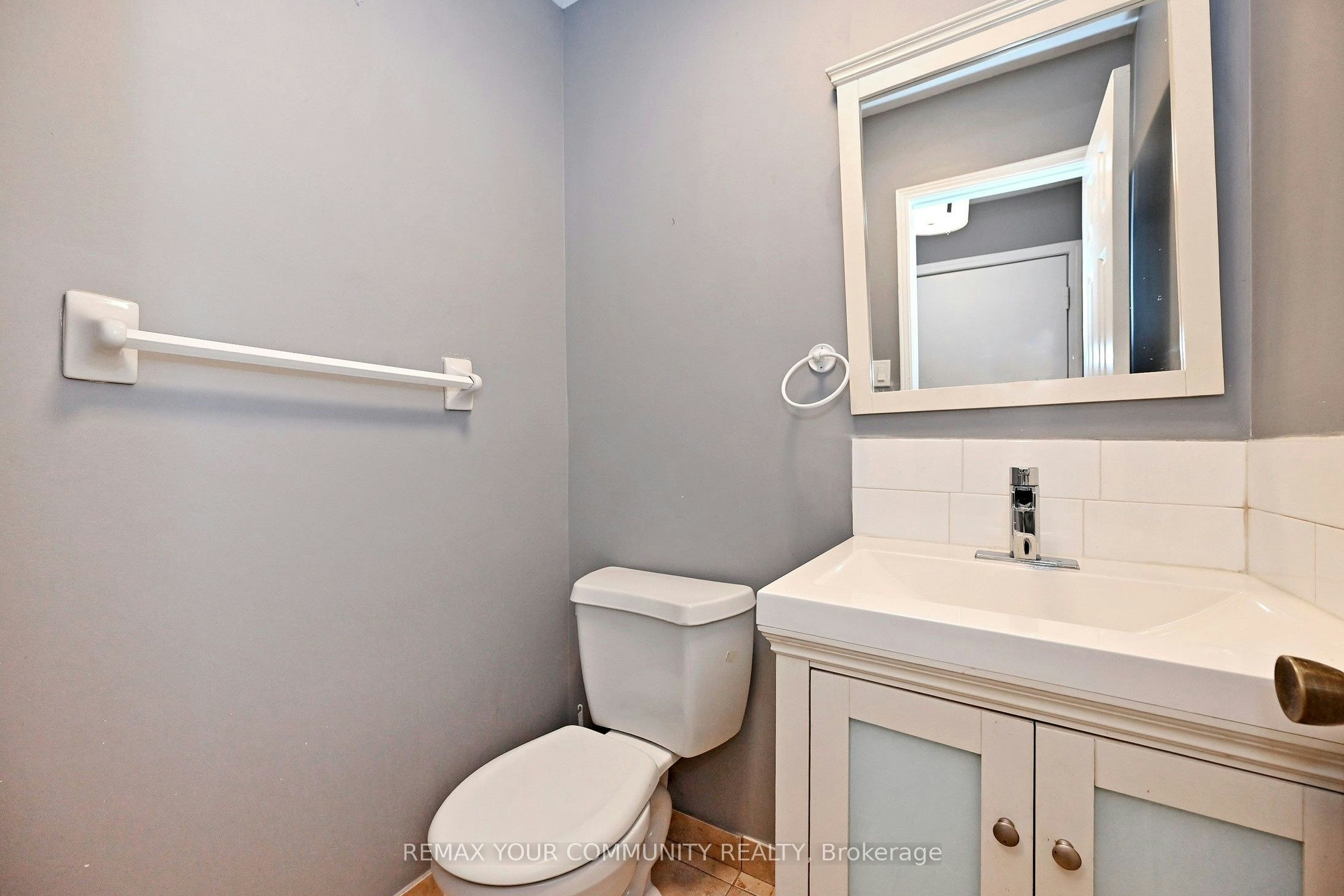 35 Dakin Drive, Ajax, ON, L1T 2R8 - 26