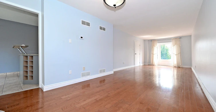 35 Dakin Drive, Ajax, ON, L1T 2R8 - 6