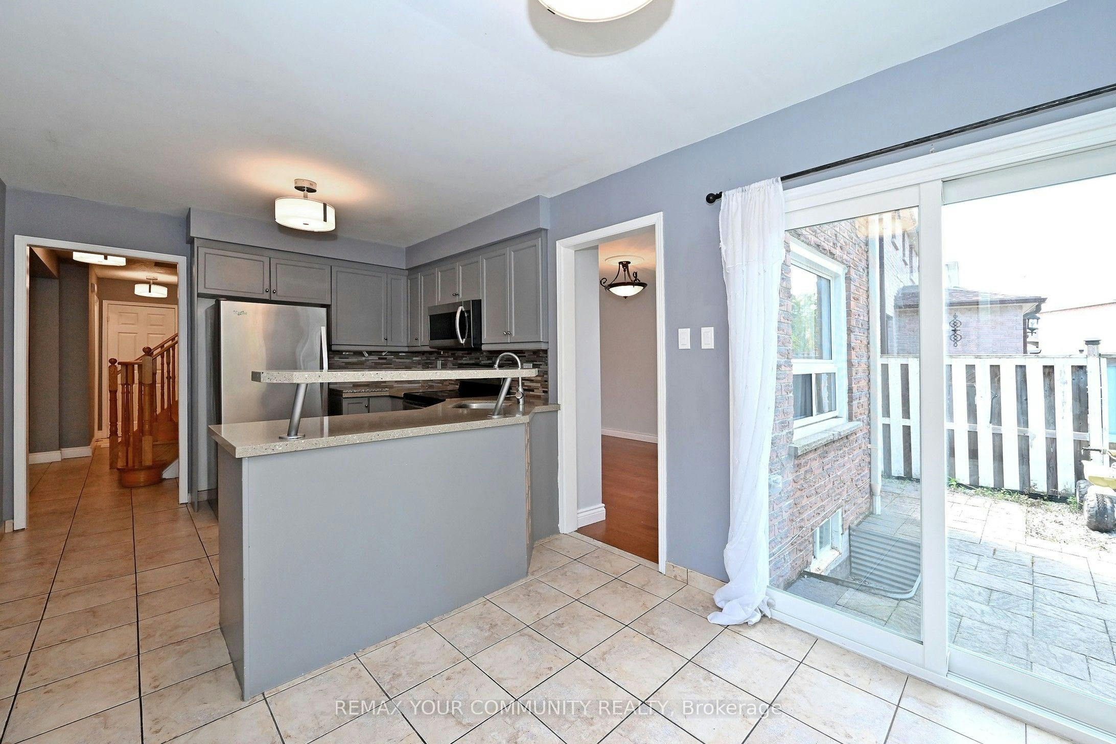 35 Dakin Drive, Ajax, ON, L1T 2R8 - 10