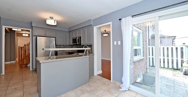 35 Dakin Drive, Ajax, ON, L1T 2R8 - 10