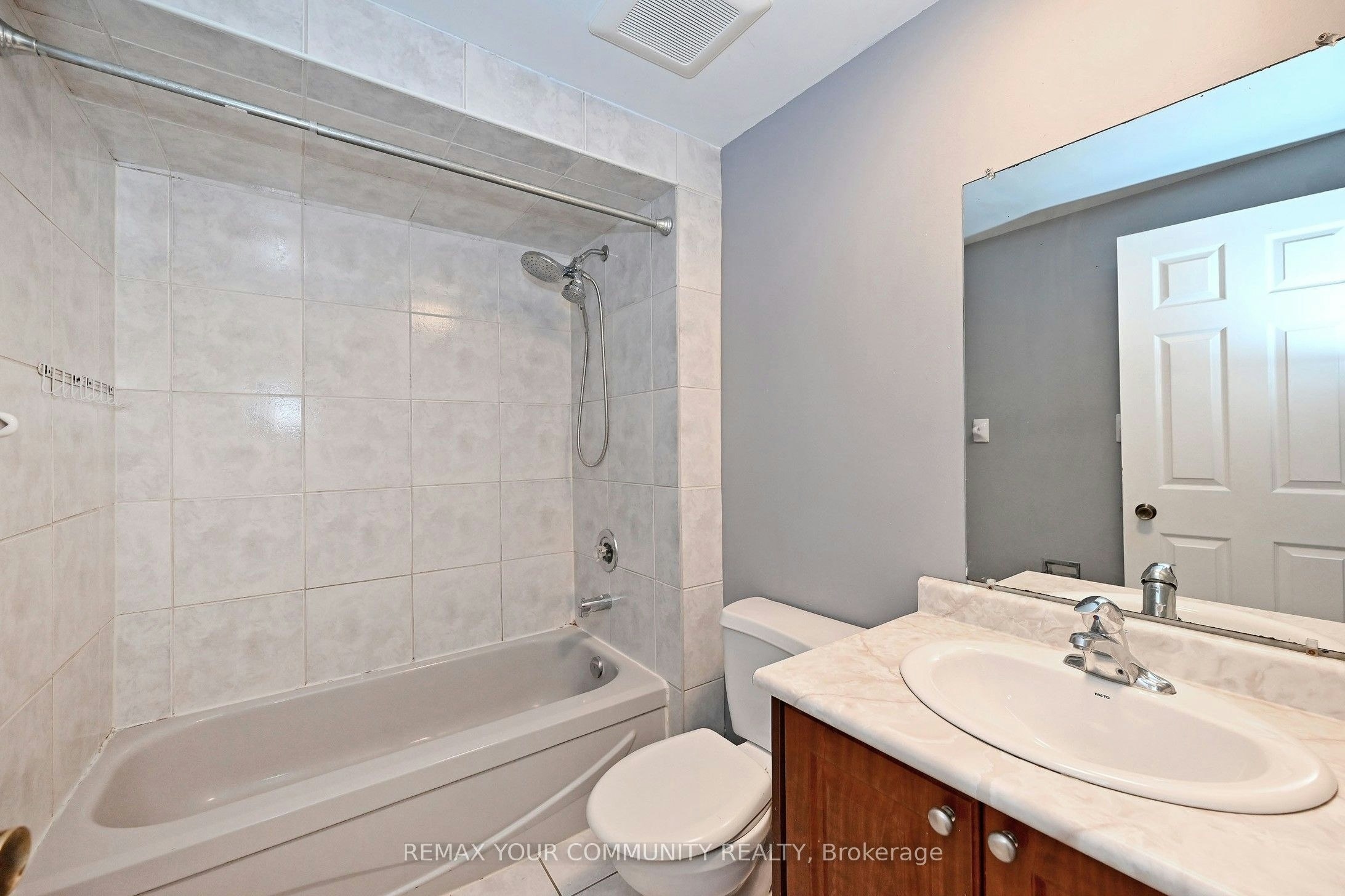 35 Dakin Drive, Ajax, ON, L1T 2R8 - 42