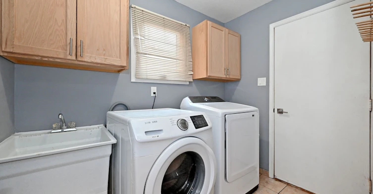 35 Dakin Drive, Ajax, ON, L1T 2R8 - 45