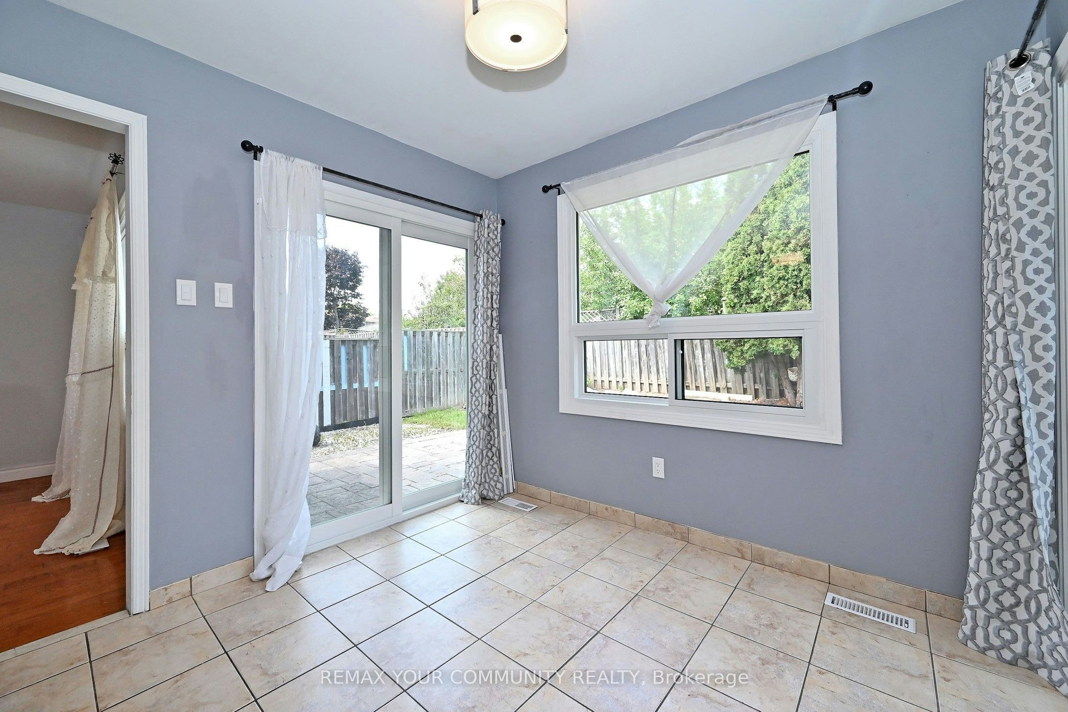 35 Dakin Drive, Ajax, ON, L1T 2R8 - 17