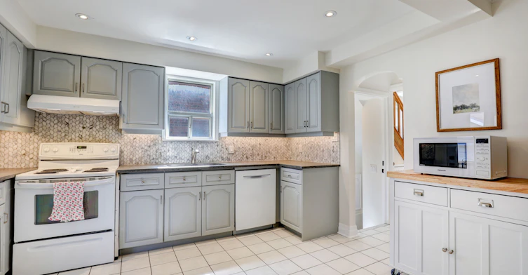135 Cadorna Avenue, Toronto, ON, M4J 3X5 - 10