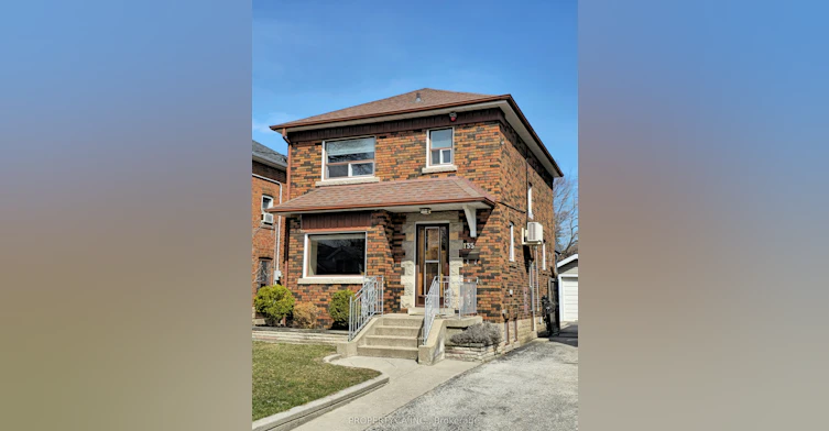 135 Cadorna Avenue, Toronto, ON, M4J 3X5