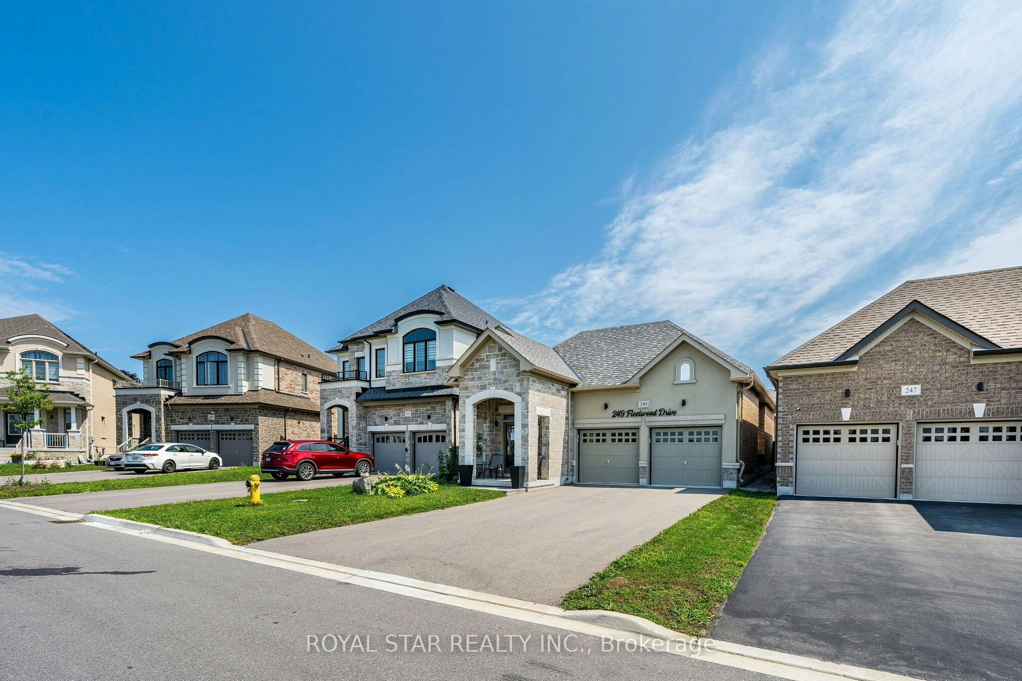 249 Fleetwood Drive, Oshawa, ON, L1K 3E8