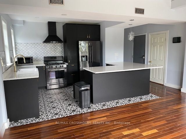 2nd Fl-134 Sedgemount Drive, Toronto, ON, L6A 0V3 - 7
