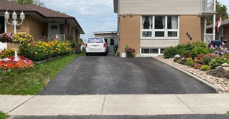 2nd Fl-134 Sedgemount Drive, Toronto, ON, L6A 0V3 - 2