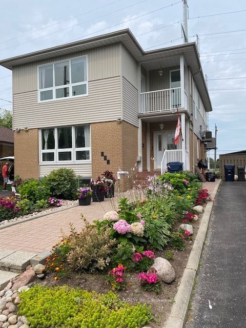2nd Fl-134 Sedgemount Drive, Toronto, ON, L6A 0V3